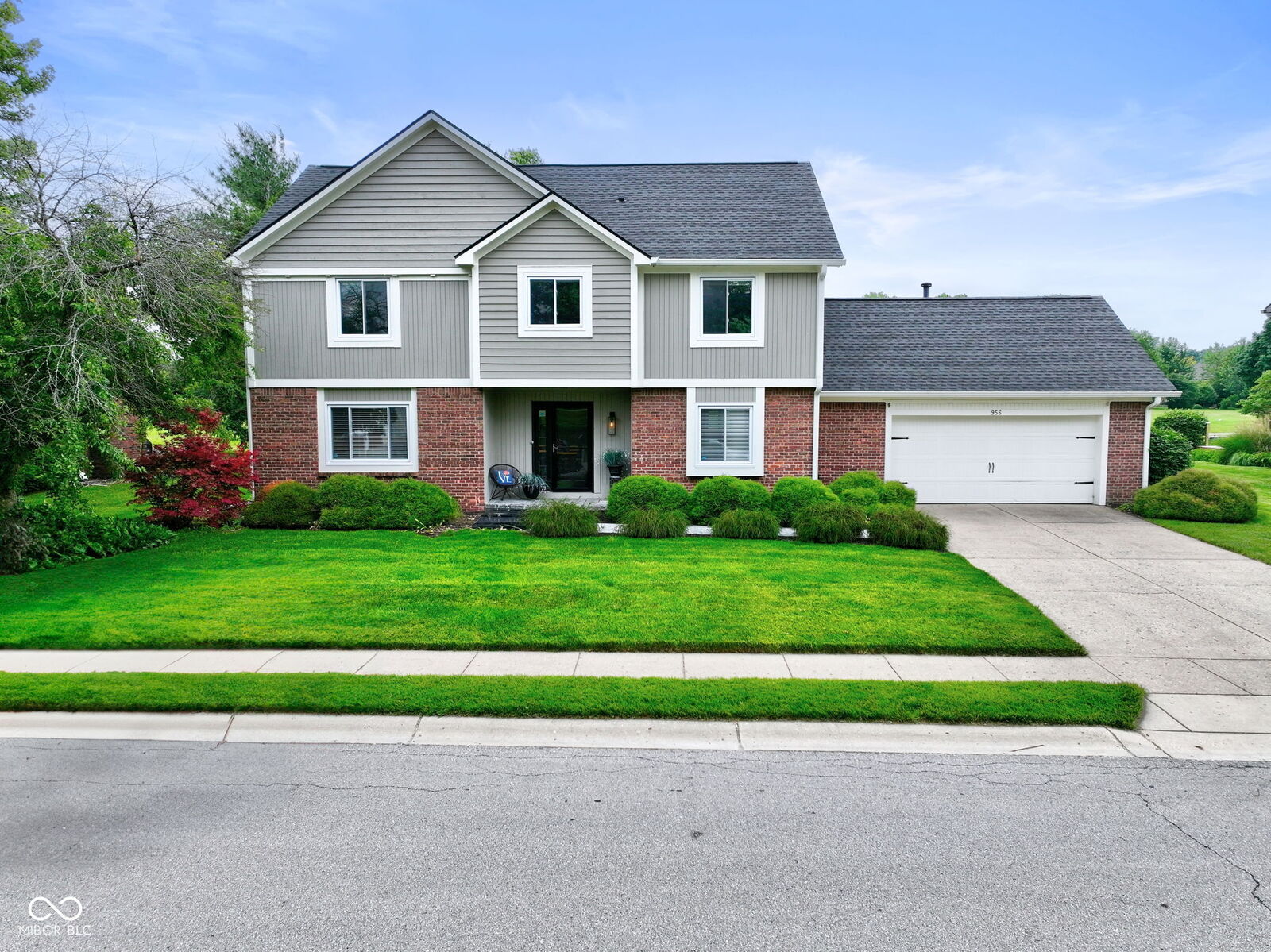 Property Photo: 956 Dorchester Drive IN 46062