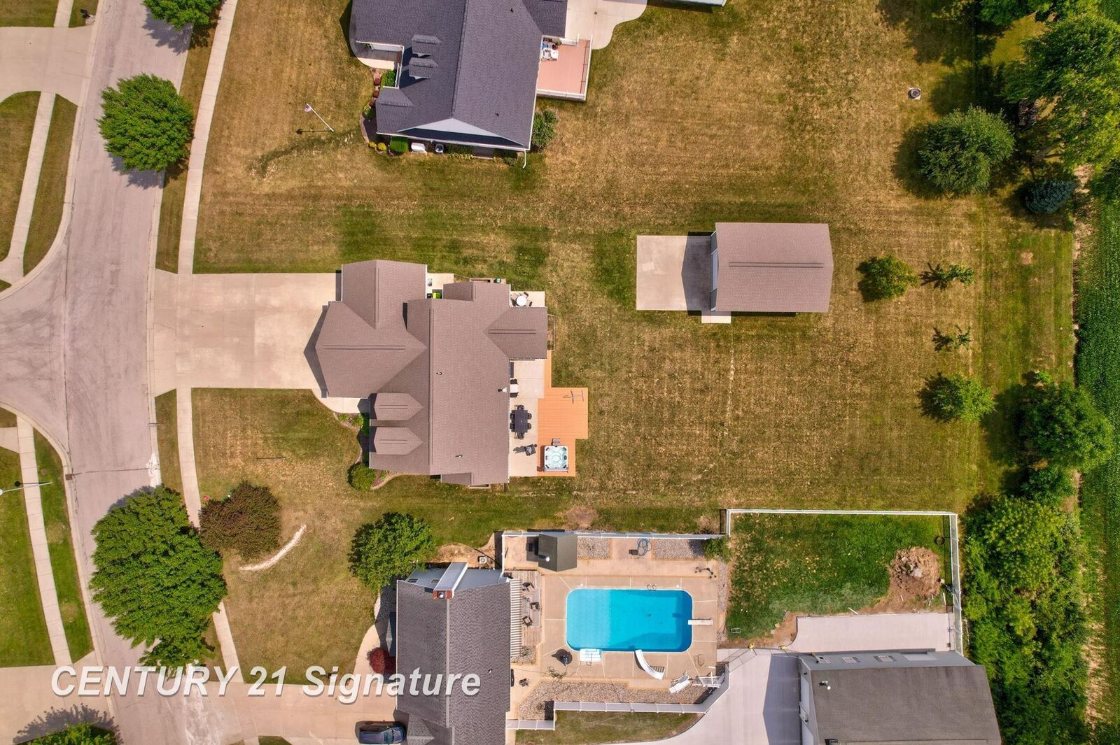 Property Photo: 1929 Carter Ridge Court MI 48611