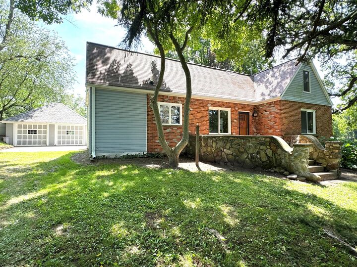 Property Photo:  16683 Winters Road  MI 49240 