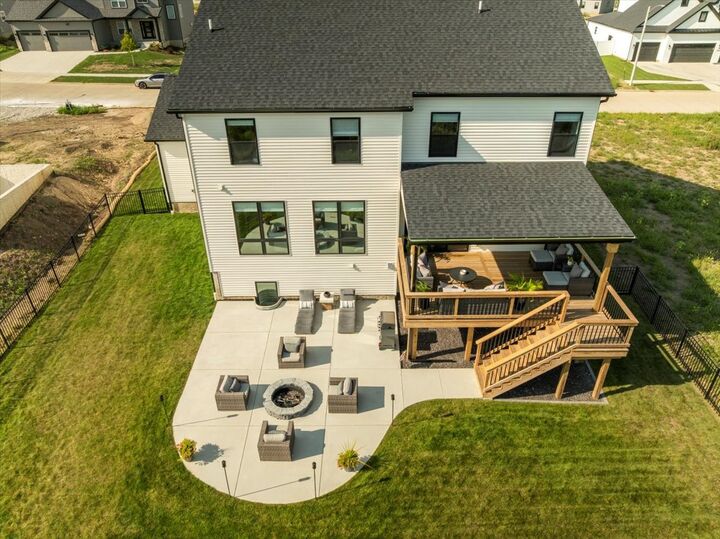 Property Photo: 5305 Finlen Lane IL 61705