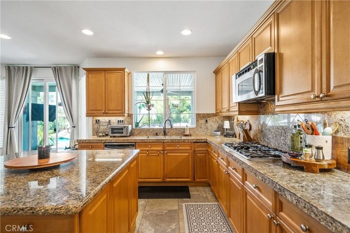 Property Photo: 63 Volta Del Tintori Street CA 92532
