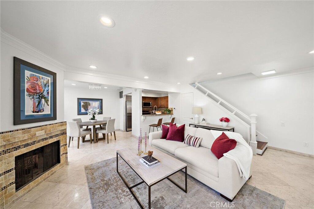 Property Photo:  25712 Le Parc 59  CA 92630 