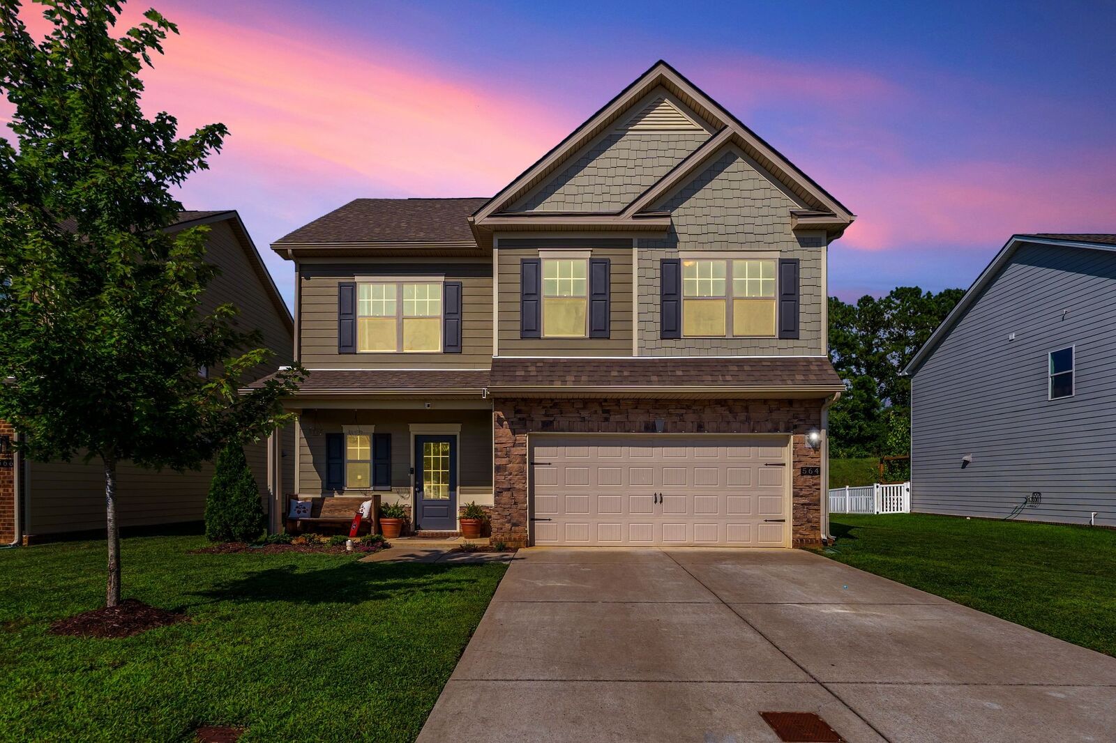 Property Photo:  564 Sunflower Dr  TN 37167 