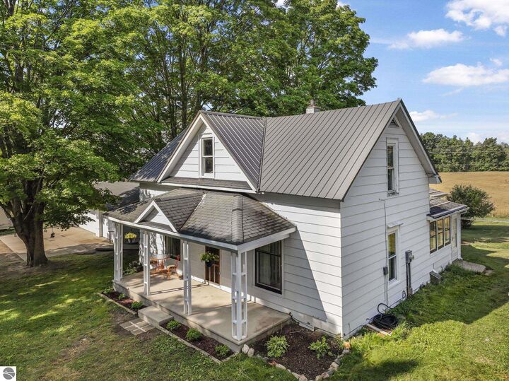 11470 S 39 Road  Cadillac MI 49601 photo