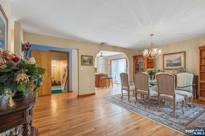 Property Photo:  93 E Hillside Drive  NJ 07403 