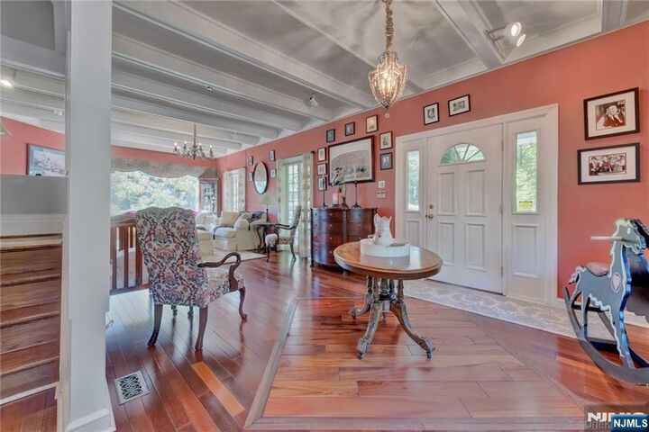 Property Photo:  84 Highview Avenue  NY 10954 