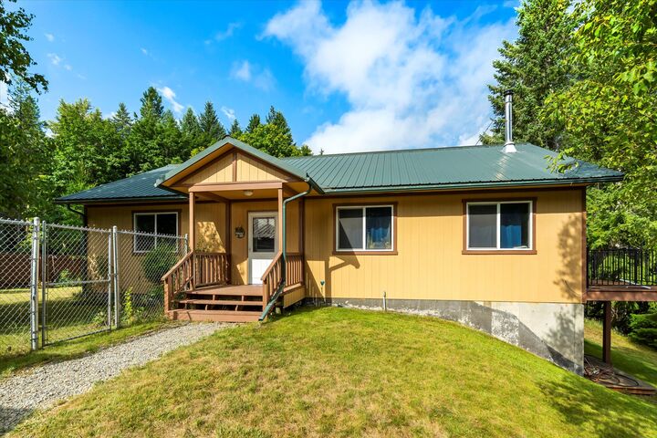 Property Photo:  324 Milnor Lake Road  MT 59935 