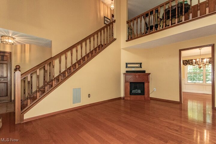 Property Photo:  6148 Worthington Lane  OH 44060 