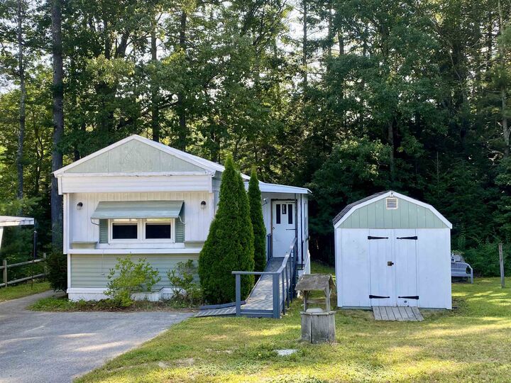 Property Photo: 9 Archer Circle NH 03234