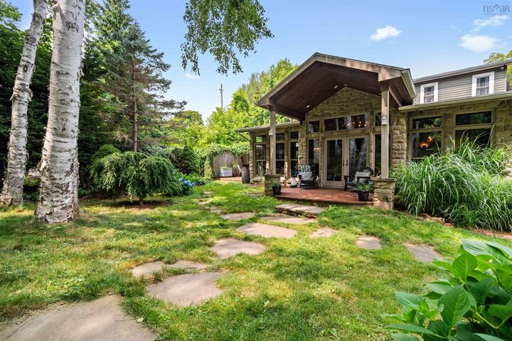 Property Photo:  93 Elm Street  NS B2H 1Y3 