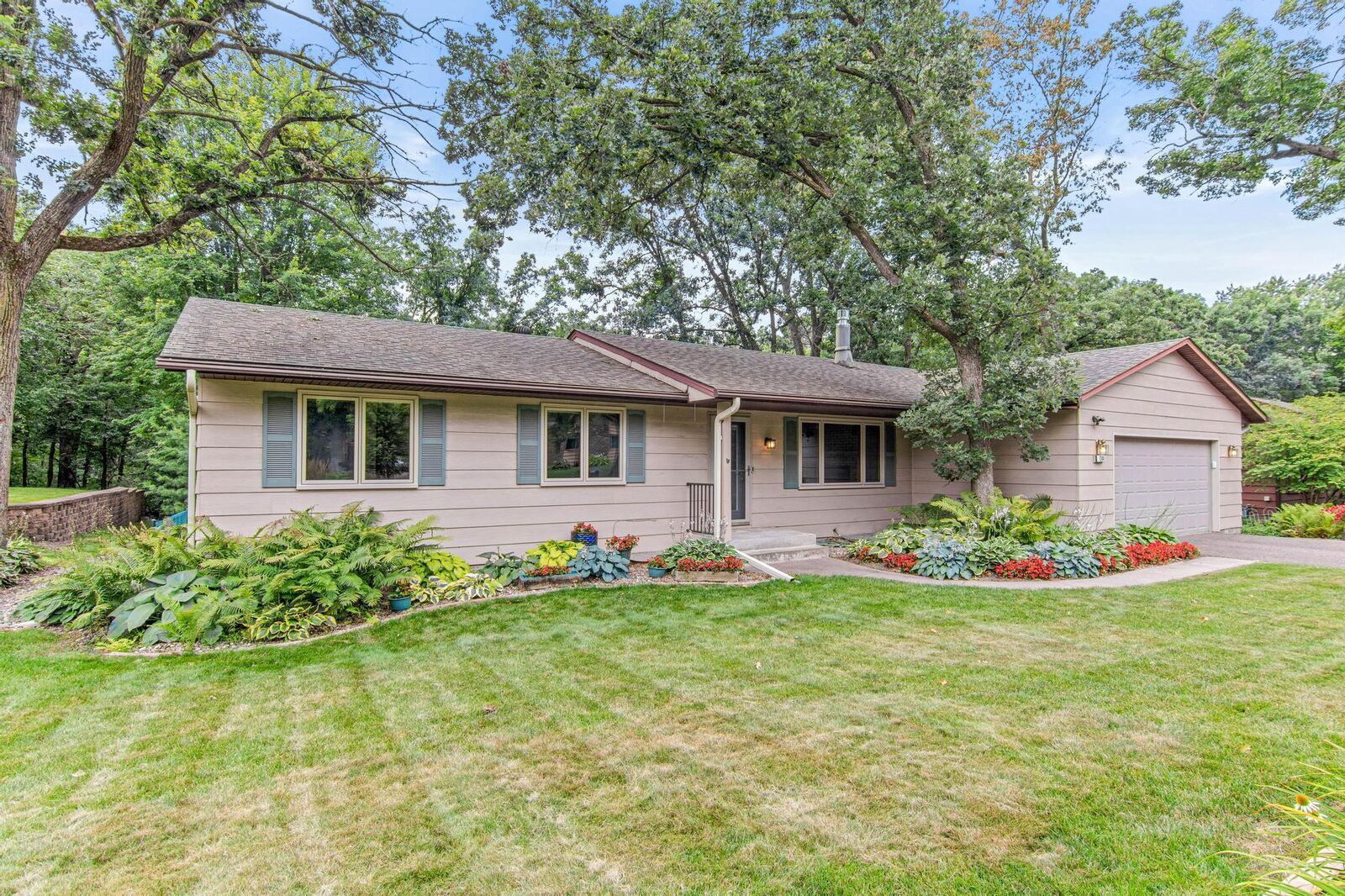 Property Photo:  1244 Balsam Trail E  MN 55123 