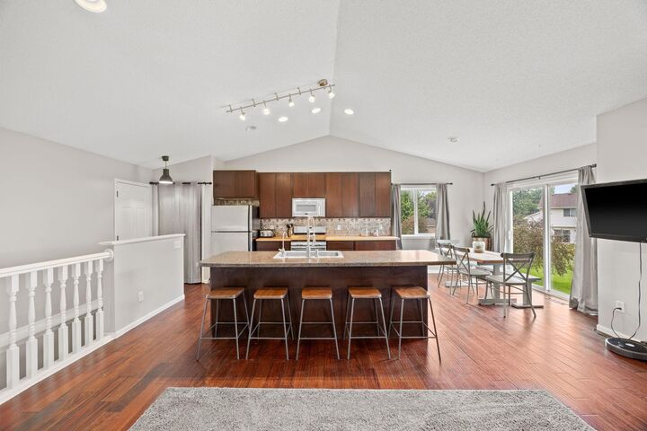 Property Photo: 165 Pheasant Ridge Drive MN 55363