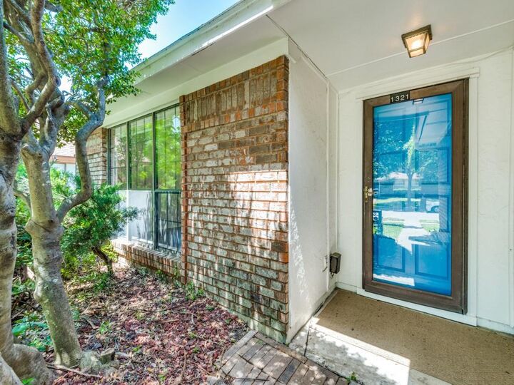 Property Photo:  1321 Flameleaf Drive  TX 75002 