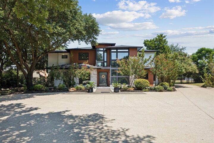 Property Photo: 1006 Quail Run Road TX 76092