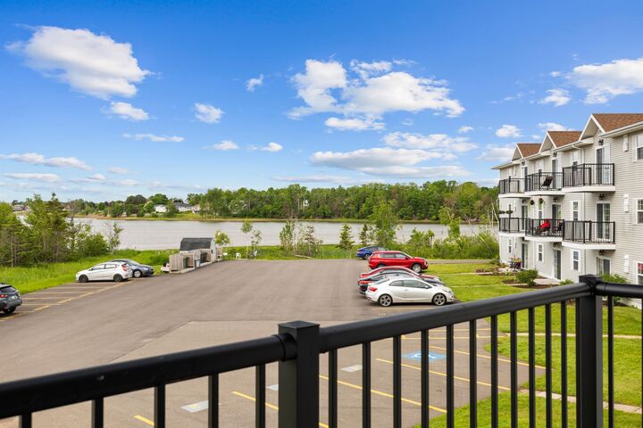 Property Photo: 22 Waterview Heights 11 PE C1A 9J9