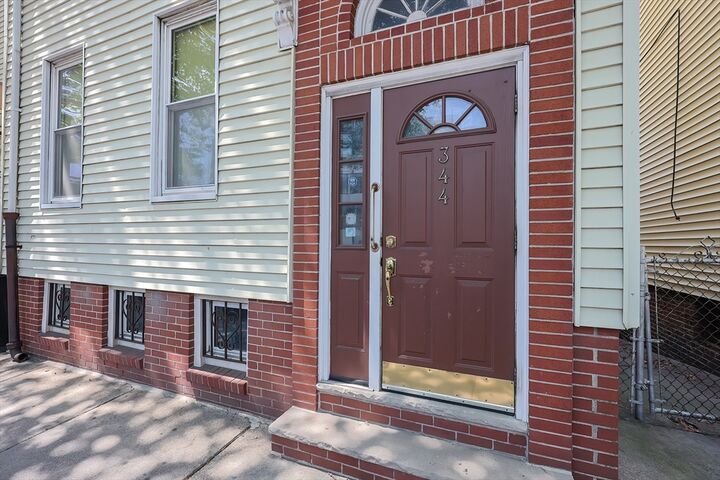 Property Photo:  344 Chelsea St  MA 02128 