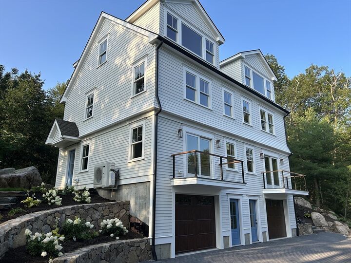 Property Photo:  5 Samoset Rd A  MA 01930 