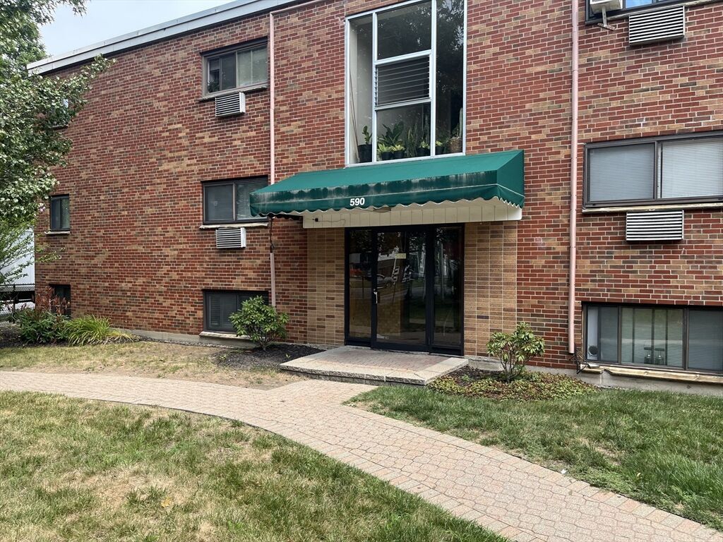 Property Photo:  590 American Legion Hwy 5  MA 02131 