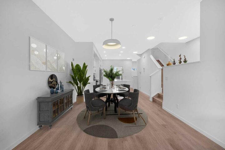 Property Photo:  132 Hotchkiss Gate SE  AB T3S 0G1 