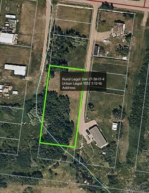 Property Photo: On 4th Street AB T0C 1K0
