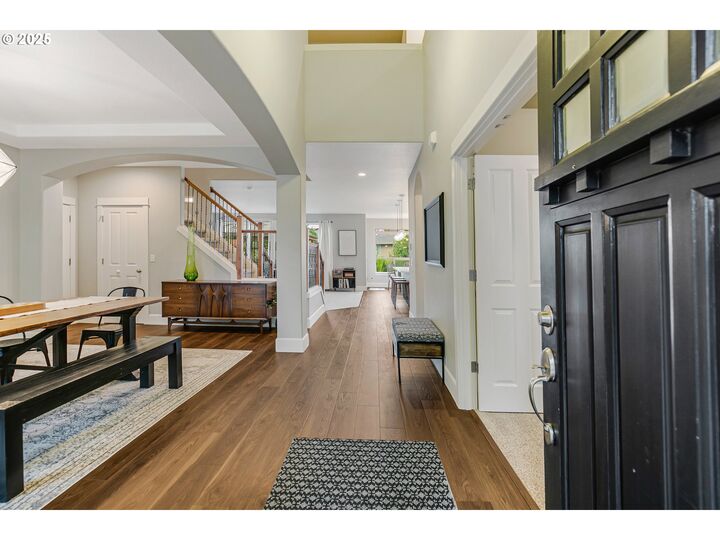 Property Photo: 2831 Wing Tip Ave NW OR 97304