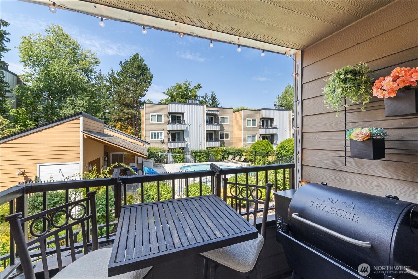 Property Photo: 740 Kirkland Circle E203 WA 98033