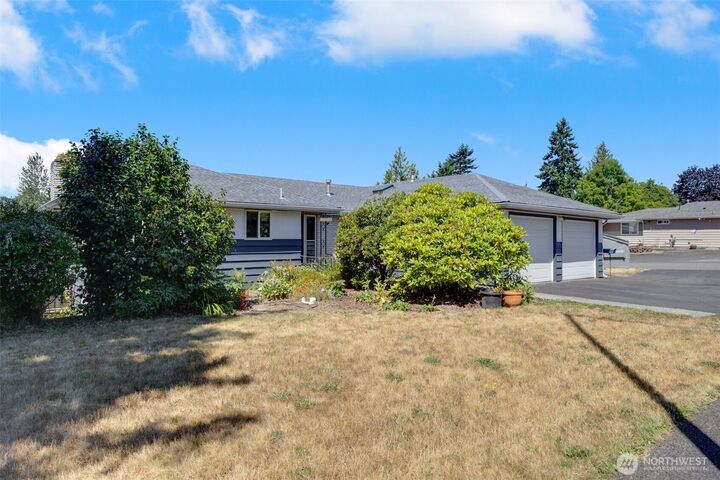 Property Photo: 25405 116th Avenue SE WA 98030