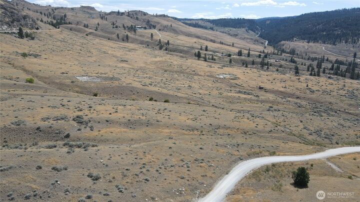 Property Photo: 15 Pine Bluff WA 98844