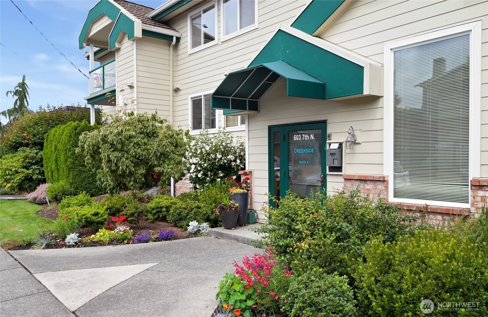 Property Photo: 603 7th Avenue N A301 WA 98020