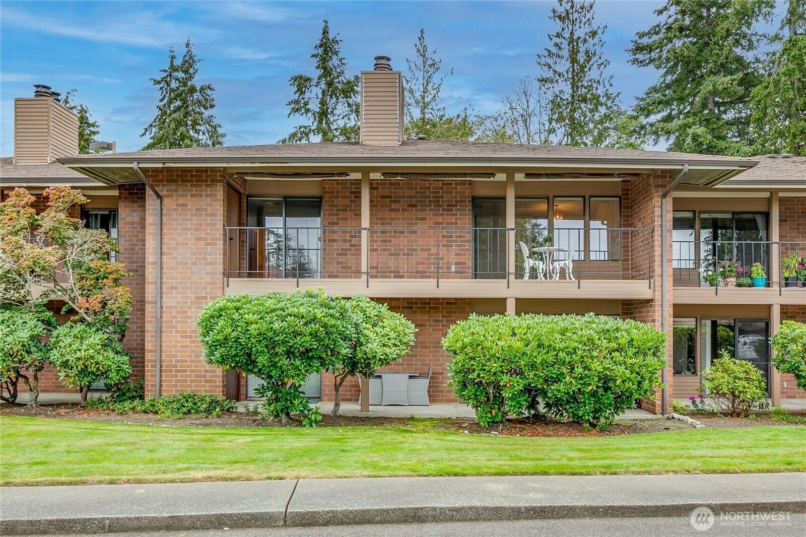 Property Photo: 8106 53rd Avenue W 922 WA 98275