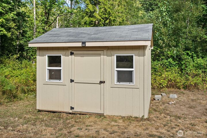 Property Photo: 1870 NW Vaa Road WA 98370