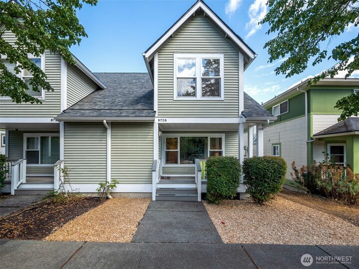 Property Photo: 6736 29th Avenue S WA 98108