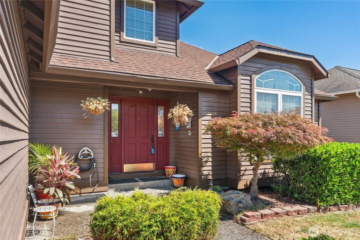 Property Photo:  32638  20th Avenue SW  WA 98023 