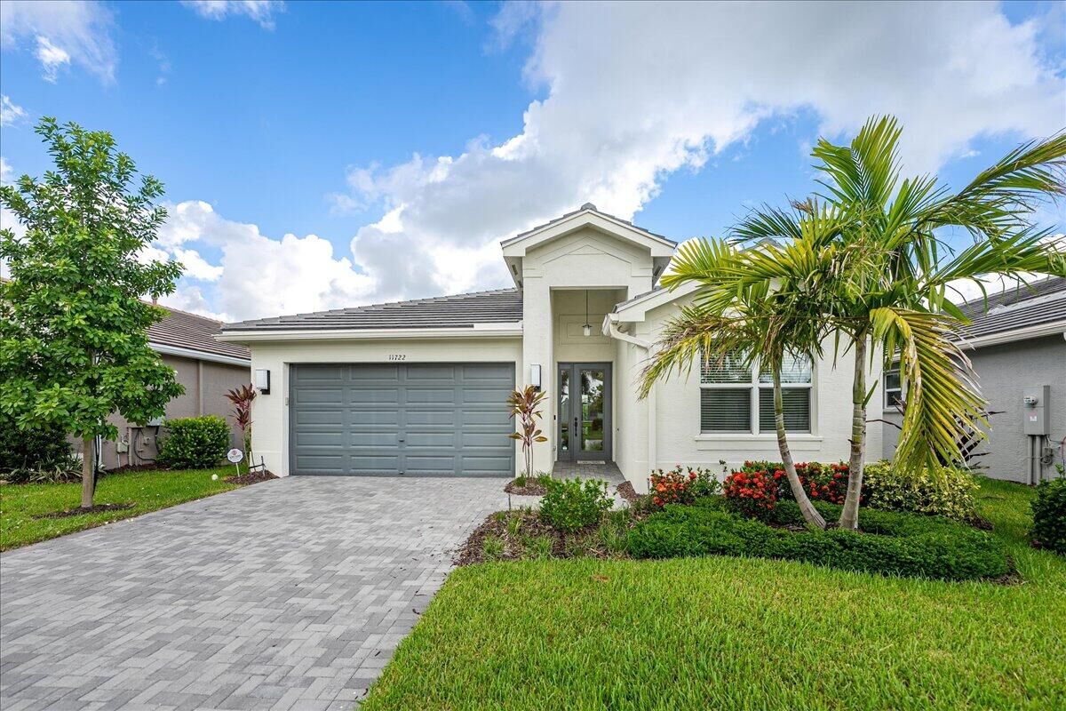 Property Photo:  11722 SW Oceanus Boulevard  FL 34987 