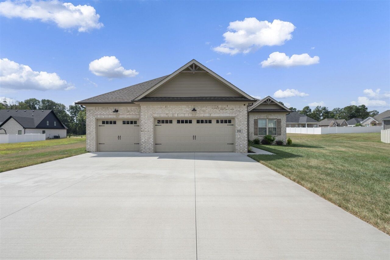 Property Photo:  312 Olympia Court  KY 42103 
