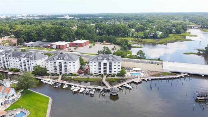 Property Photo: 1292 Laskin Rd 102 VA 23451