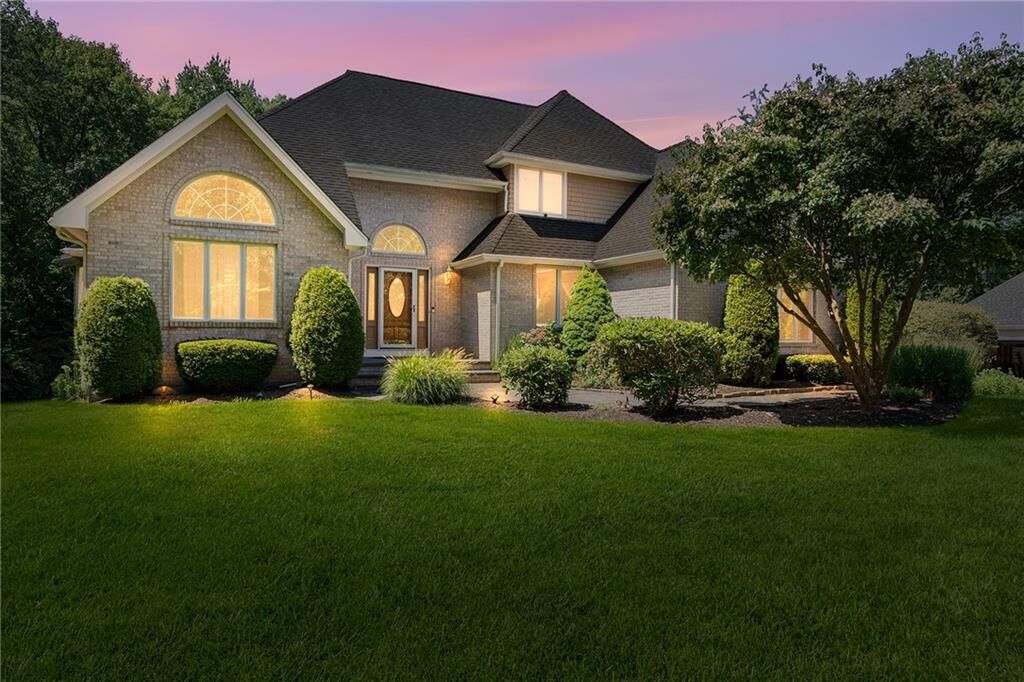 Property Photo: 9 Lambert Lane RI 02885