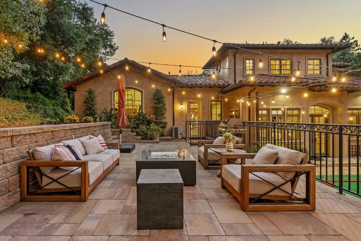 Property Photo: 11860 Francemont Drive CA 94022