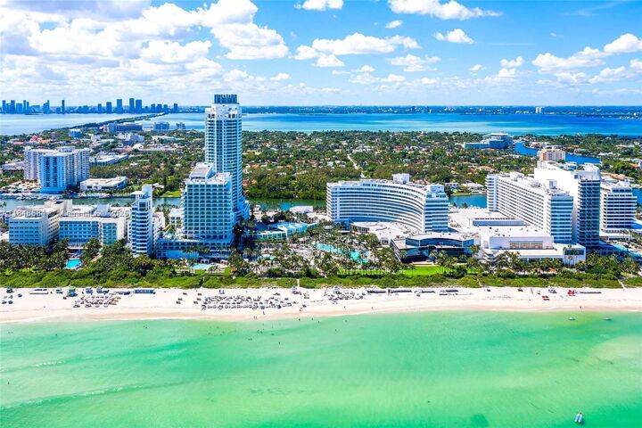 Property Photo: 4401 Collins Ave 1915/1917 FL 33140
