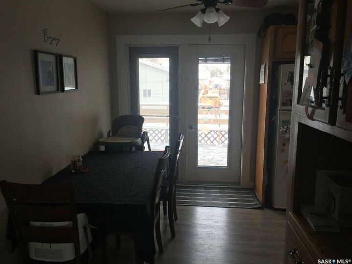 Property Photo:  1428 6th Street E  SK S6V 0R3 