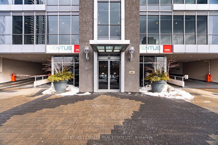 Property Photo:  181 Village Green Square 216  ON M1S 0K6 