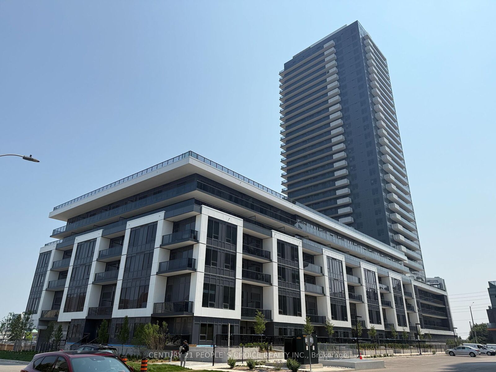 Photo de la propriété: 5150 Hurontario Street 2803 ON L4Z 3X7