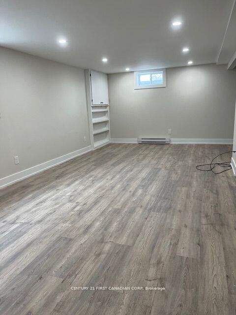 Photo de la propriété: 46 Wellesley Crescent ON N5V 1J7
