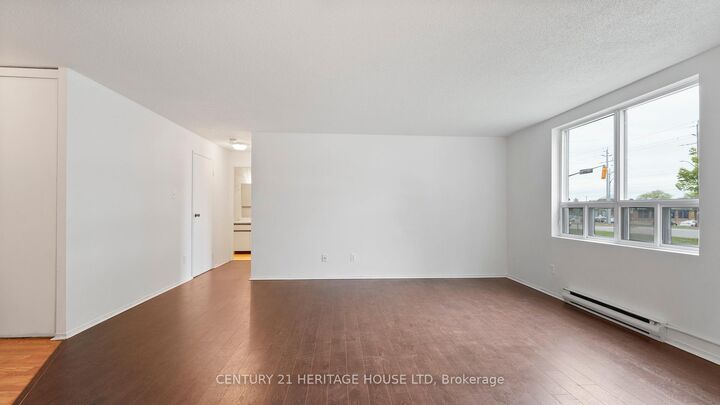 Property Photo:  421 Fairview Drive 101  ON N3R 7M3 