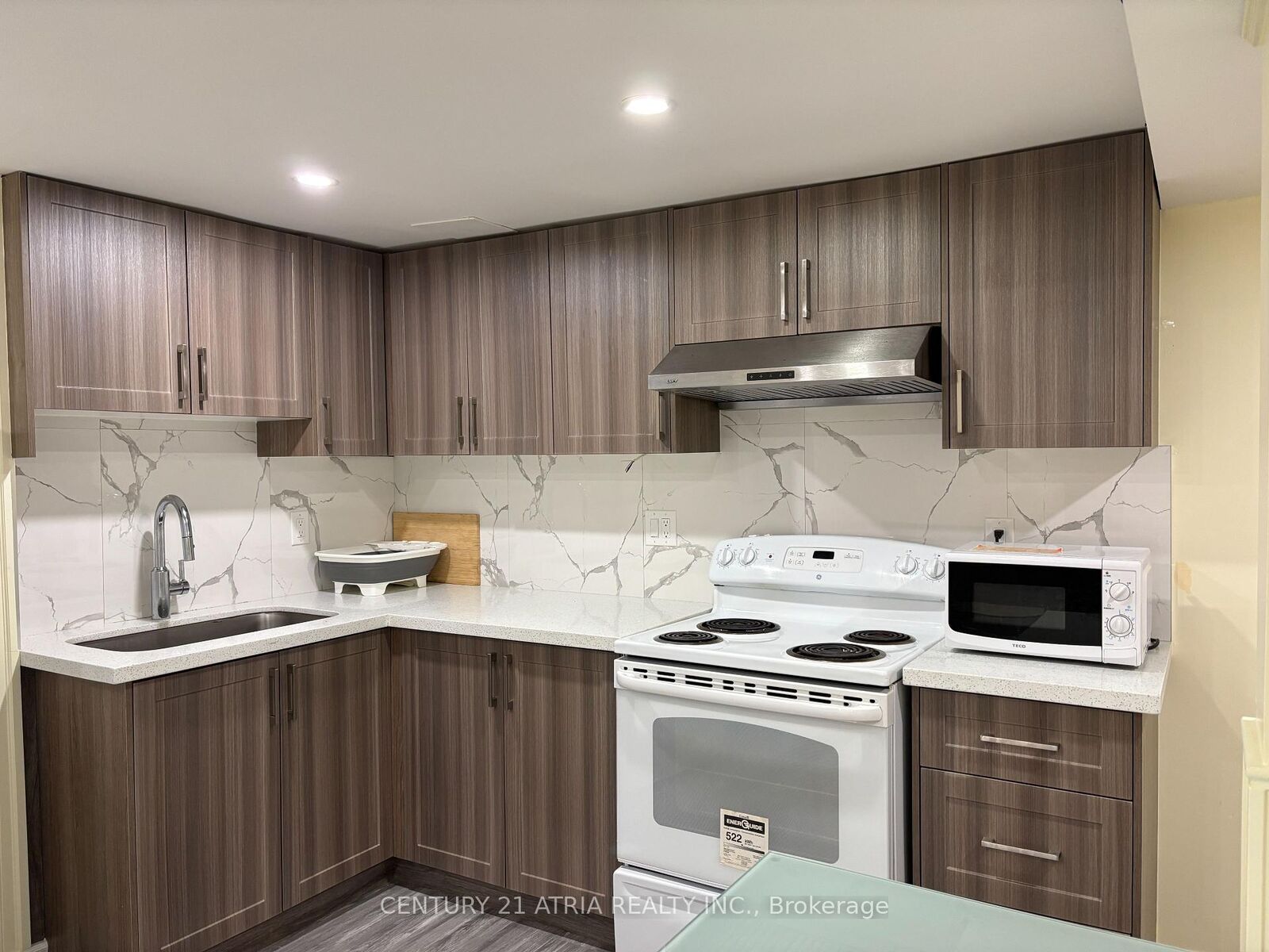 Photo de la propriété:  53 Forbes Crescent Bsmt  ON L3R 6S7 