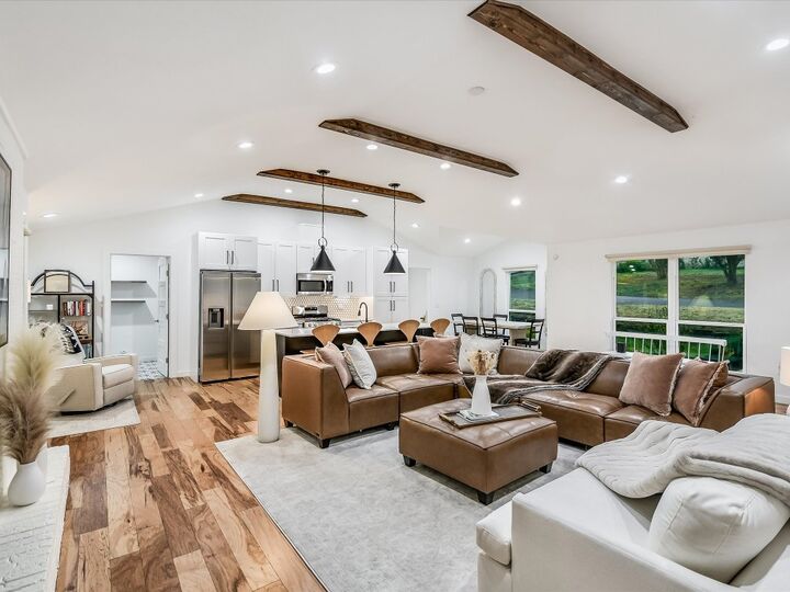 Property Photo: 3500 Santa Monica Drive TX 78741