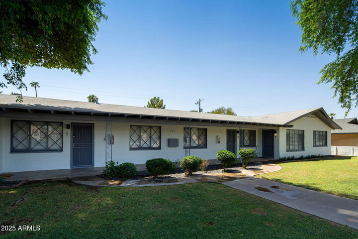 521 W Maryland Avenue  Phoenix AZ 85013 photo