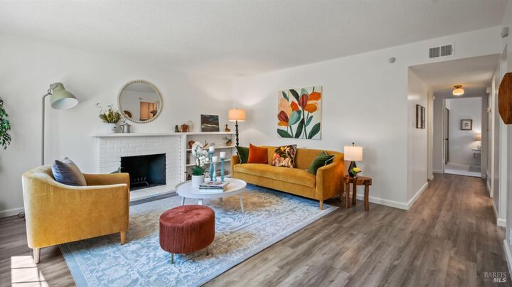 Property Photo:  738 Olive Avenue  CA 94945 