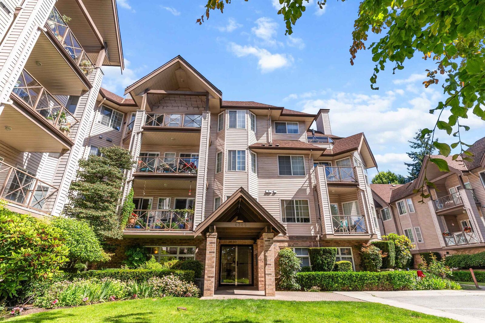 Property Photo: 4745 54A Street 110 BC V4K 2Z9