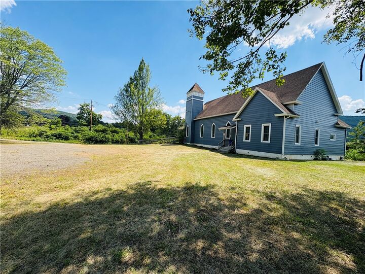 Property Photo:  10 Meads Creek Road  NY 14870 
